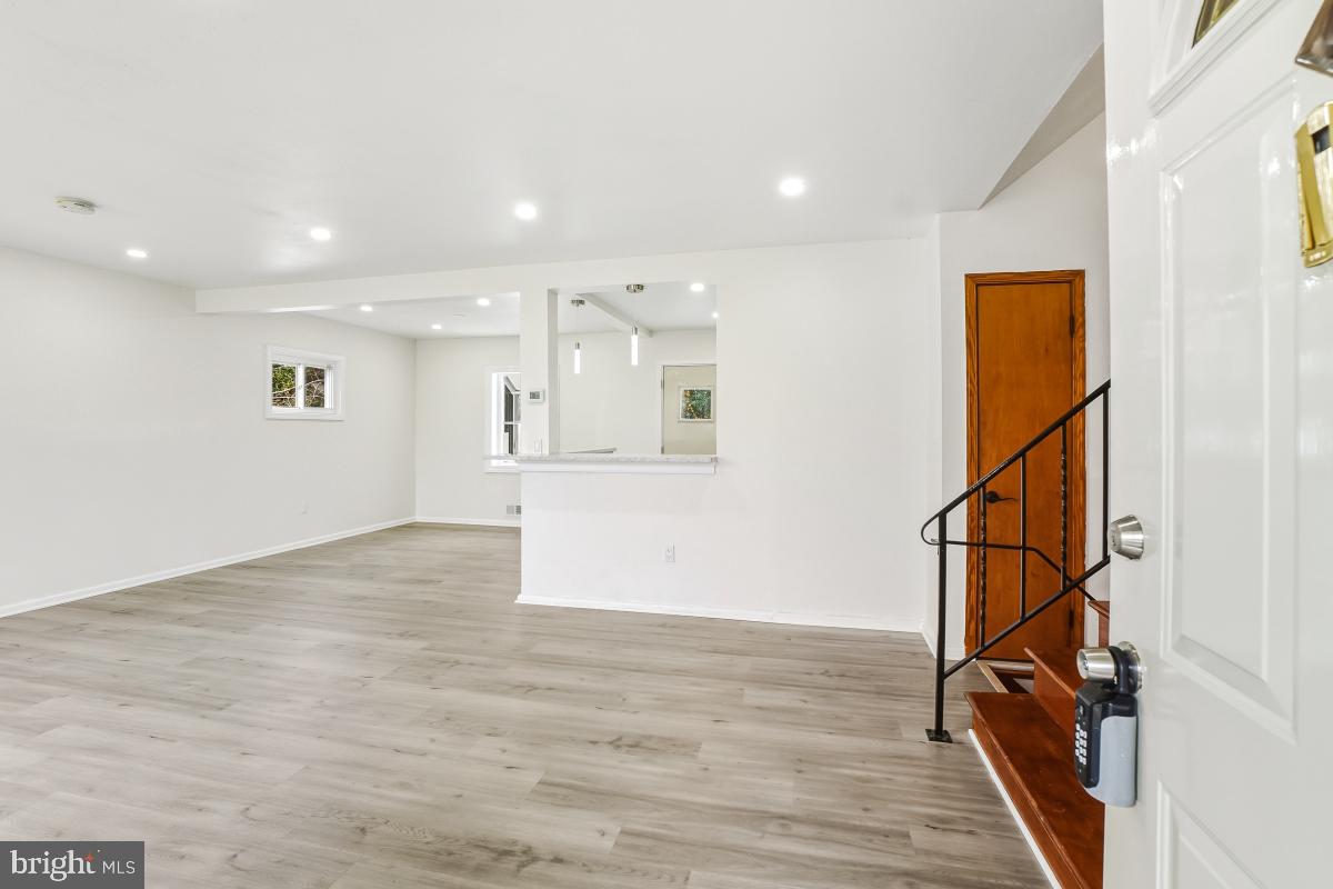 THORNEWOOD PARK - Residential