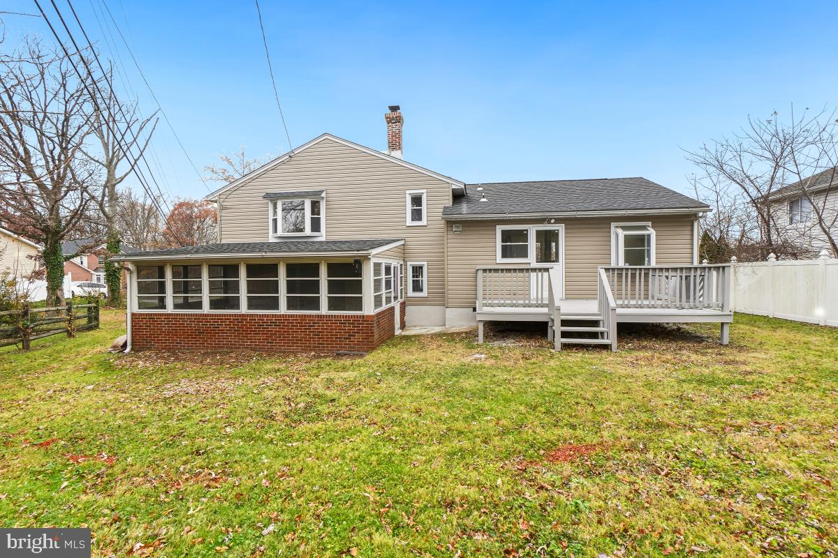 THORNEWOOD PARK - Residential