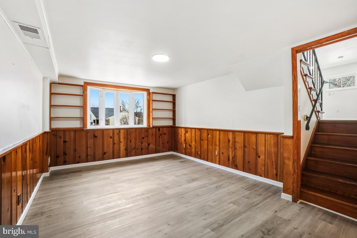 THORNEWOOD PARK - Residential