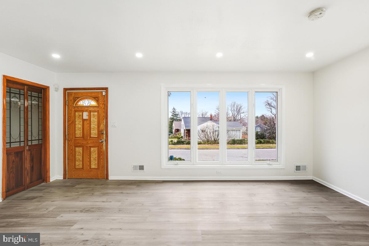 THORNEWOOD PARK - Residential