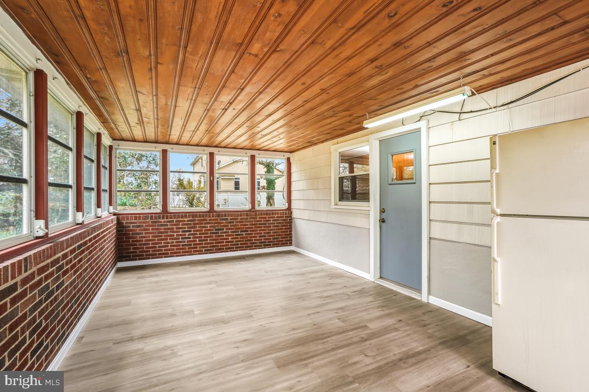 THORNEWOOD PARK - Residential