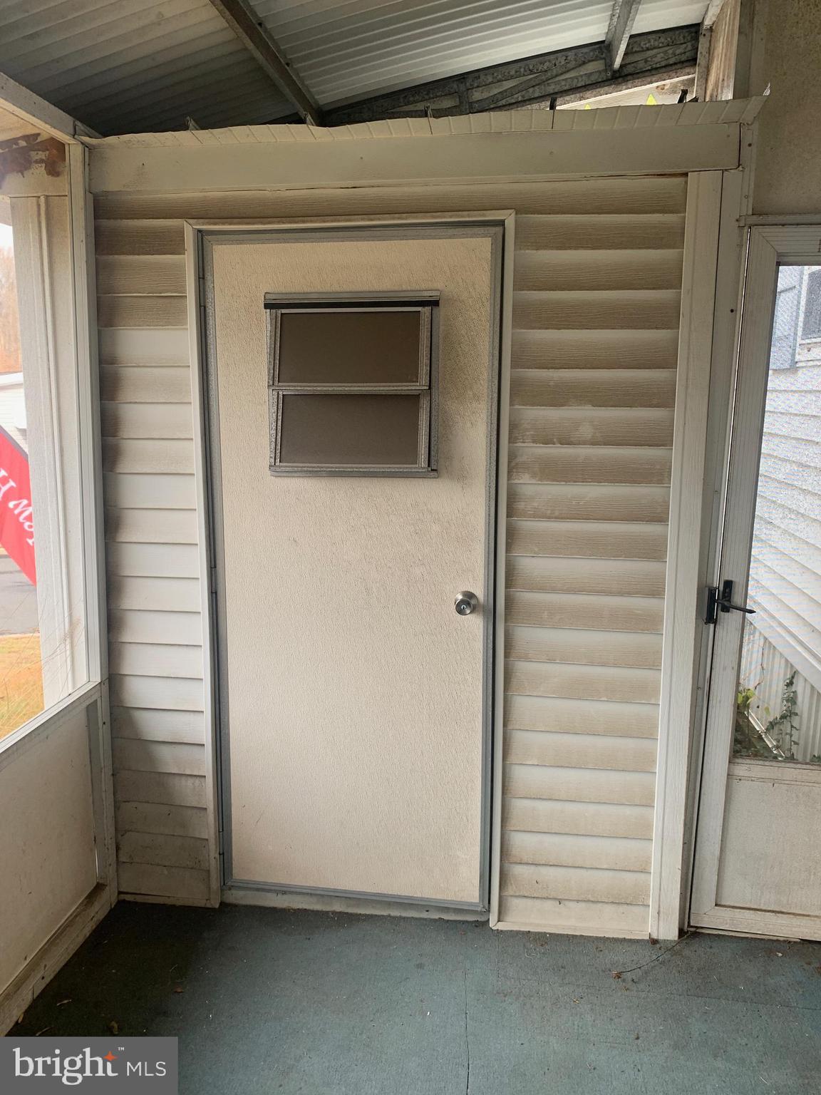 VILLAGE GREEN - Residential