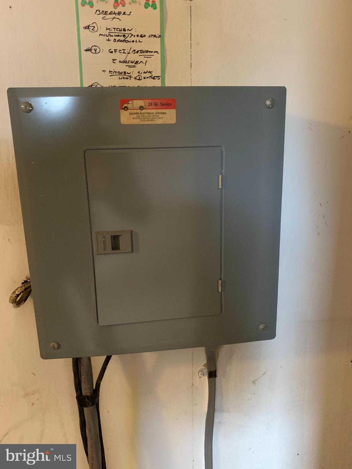 VILLAGE GREEN - Residential