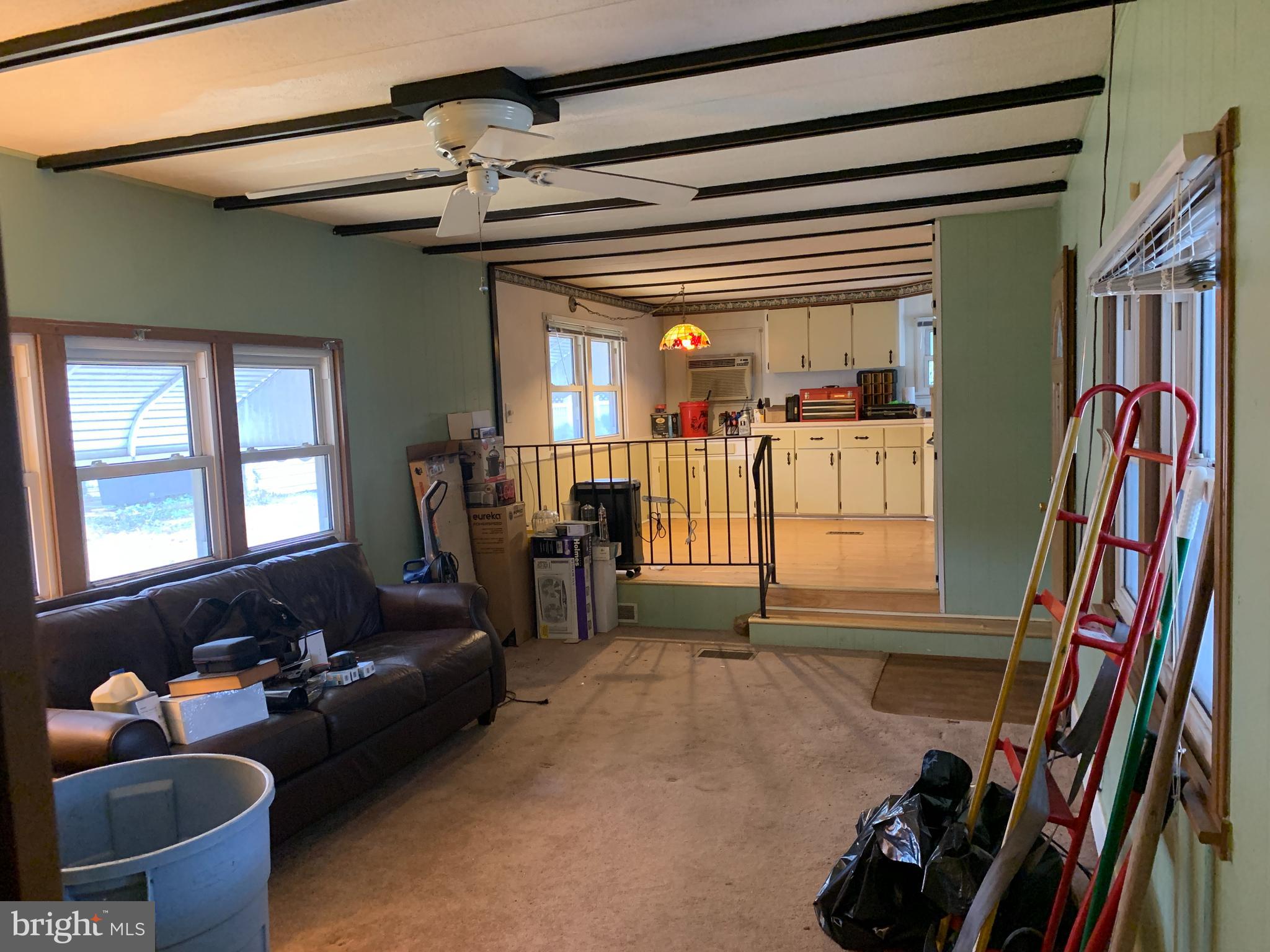 VILLAGE GREEN - Residential