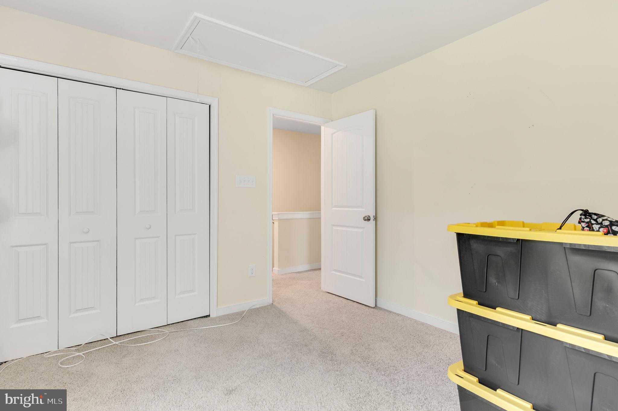 MCCAULEY PARK - Residential