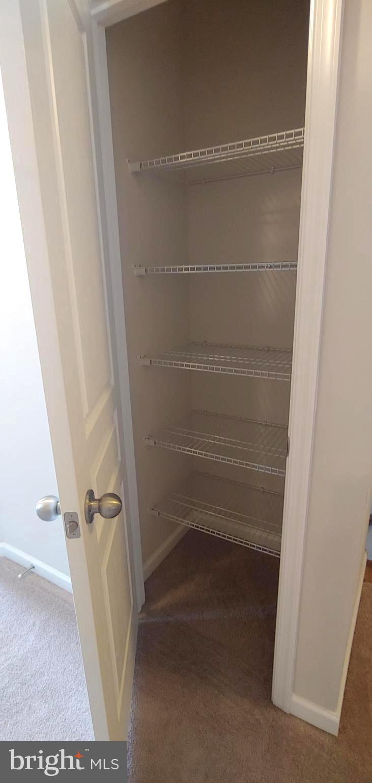 RED OAK CROSSING - Residential Lease