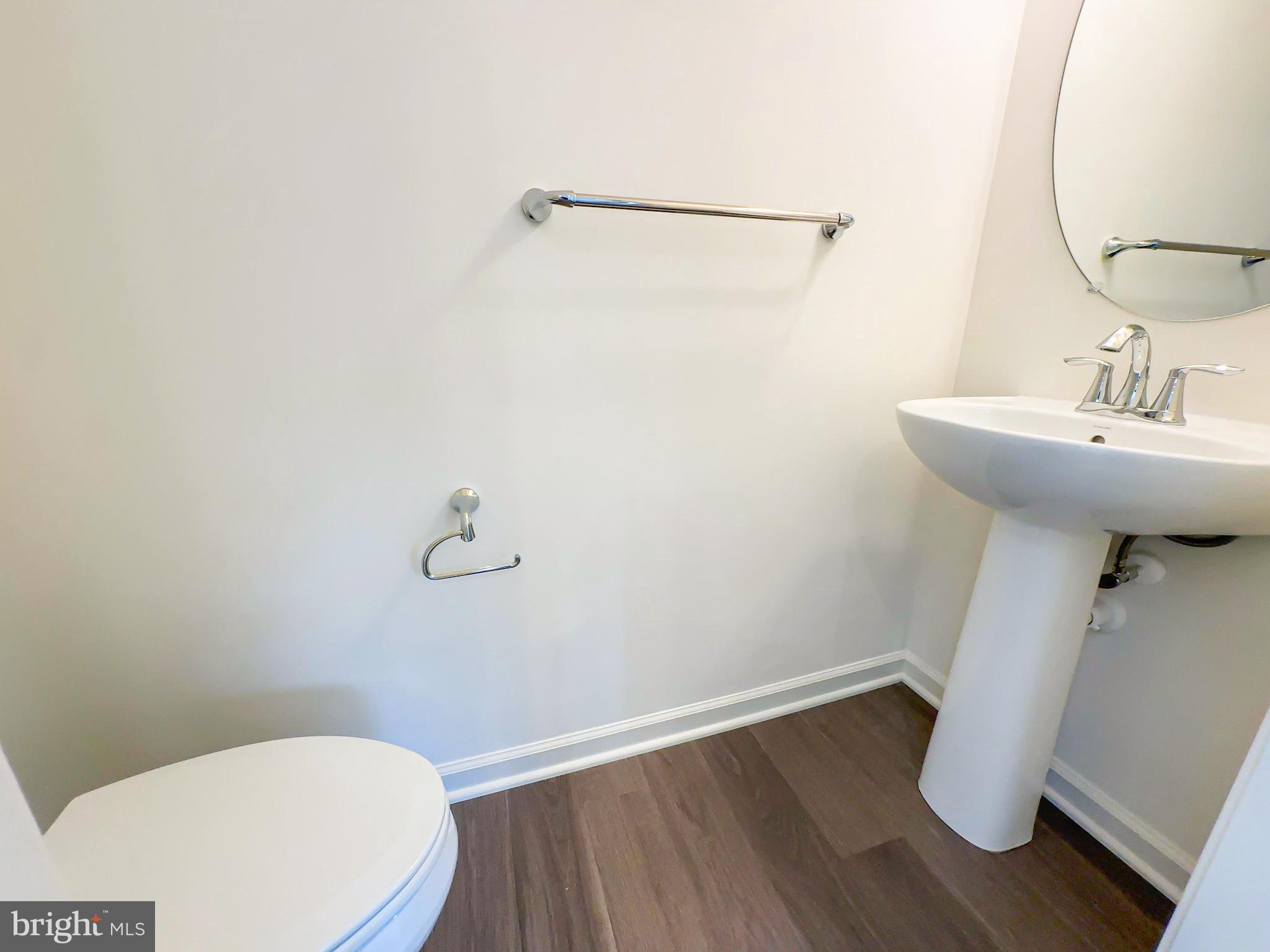 PADDOCK POINTE - Residential Lease