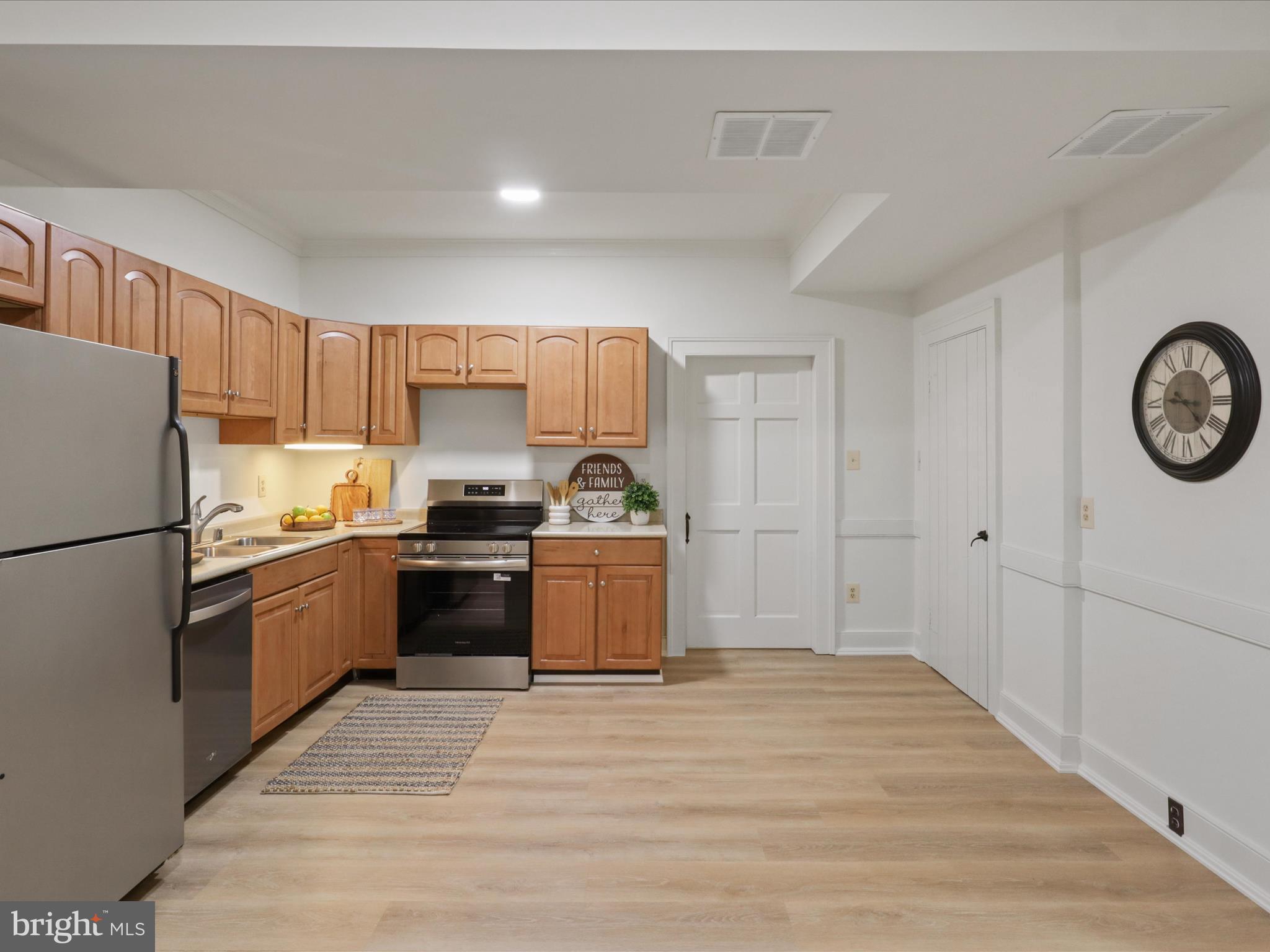 CLIFTON - Residential