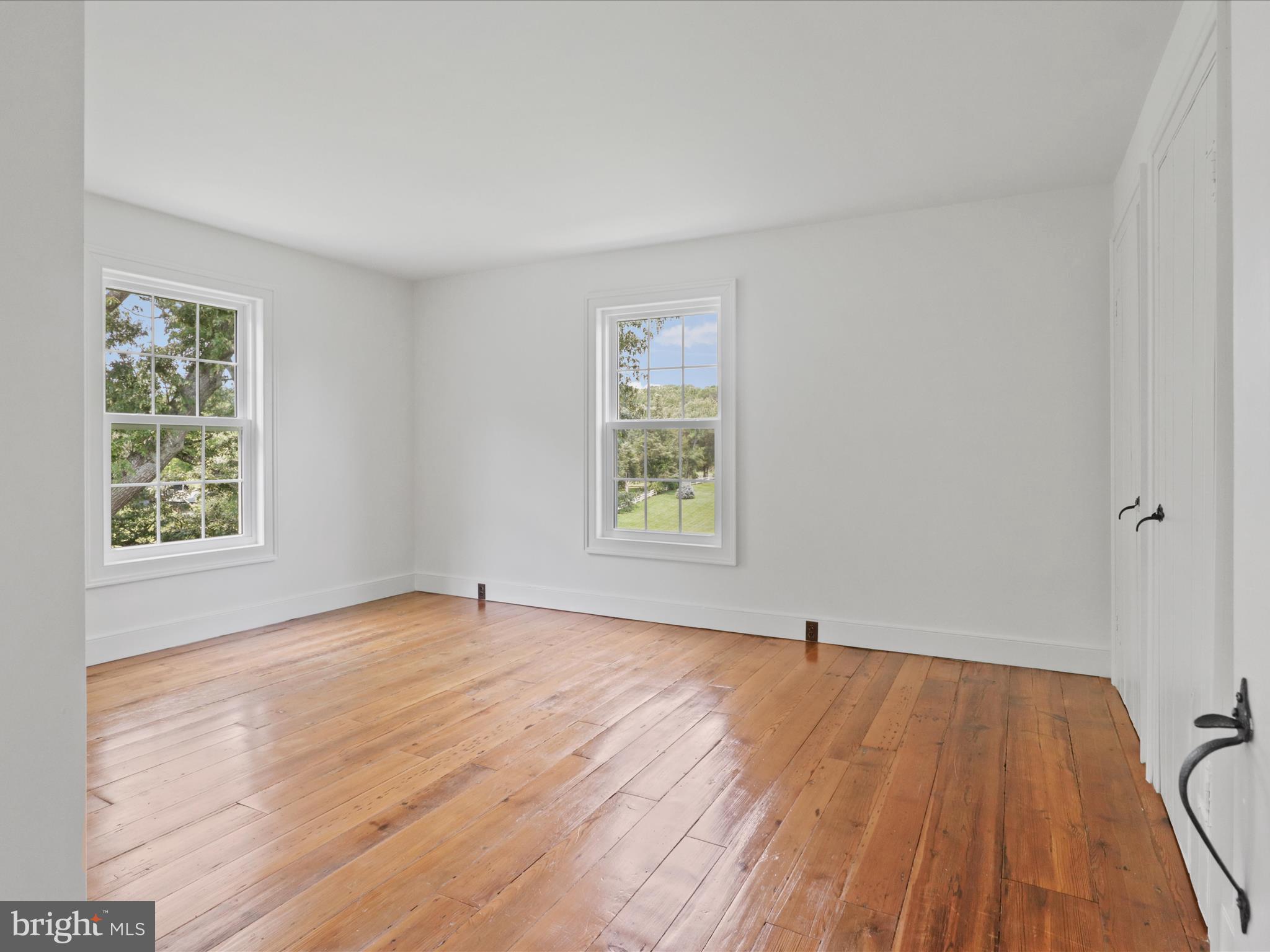 CLIFTON - Residential