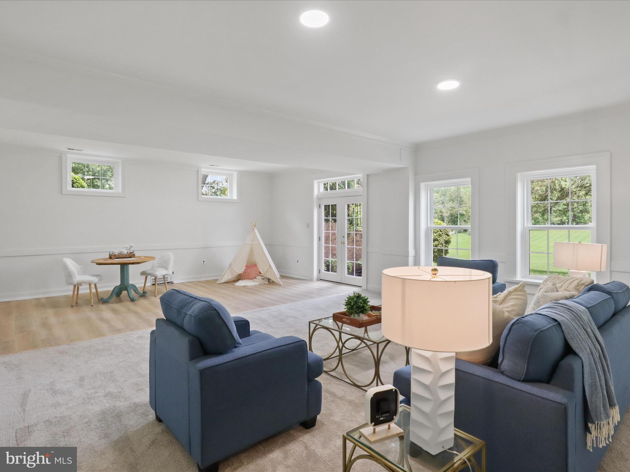 CLIFTON - Residential