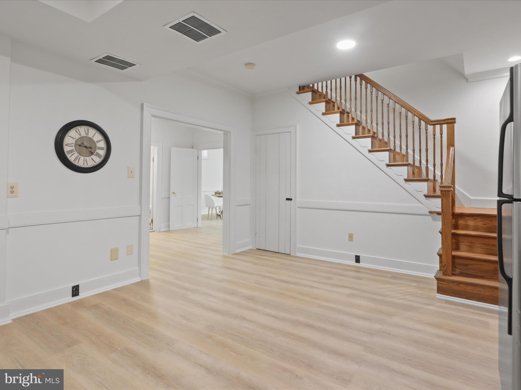 CLIFTON - Residential