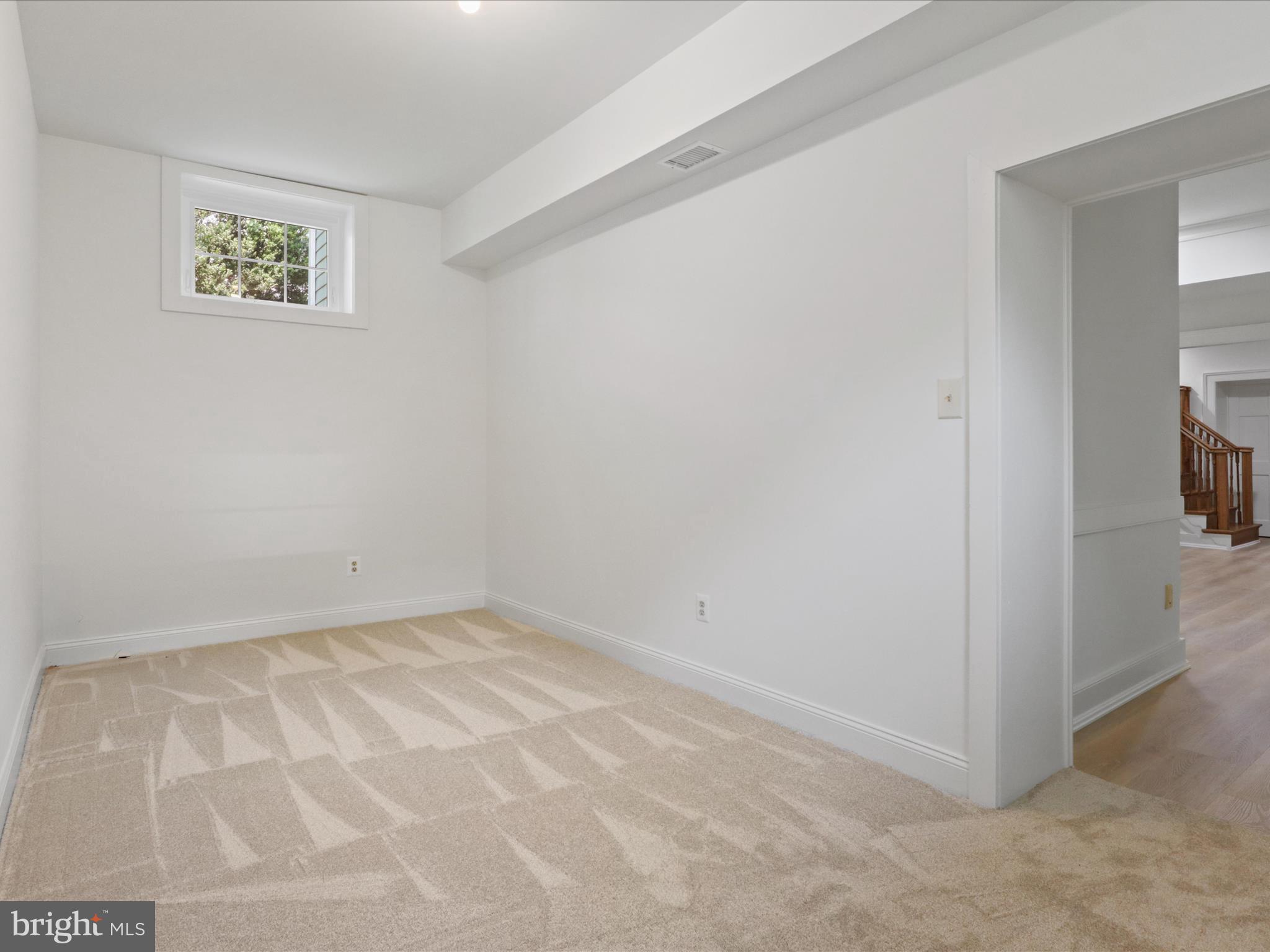 CLIFTON - Residential