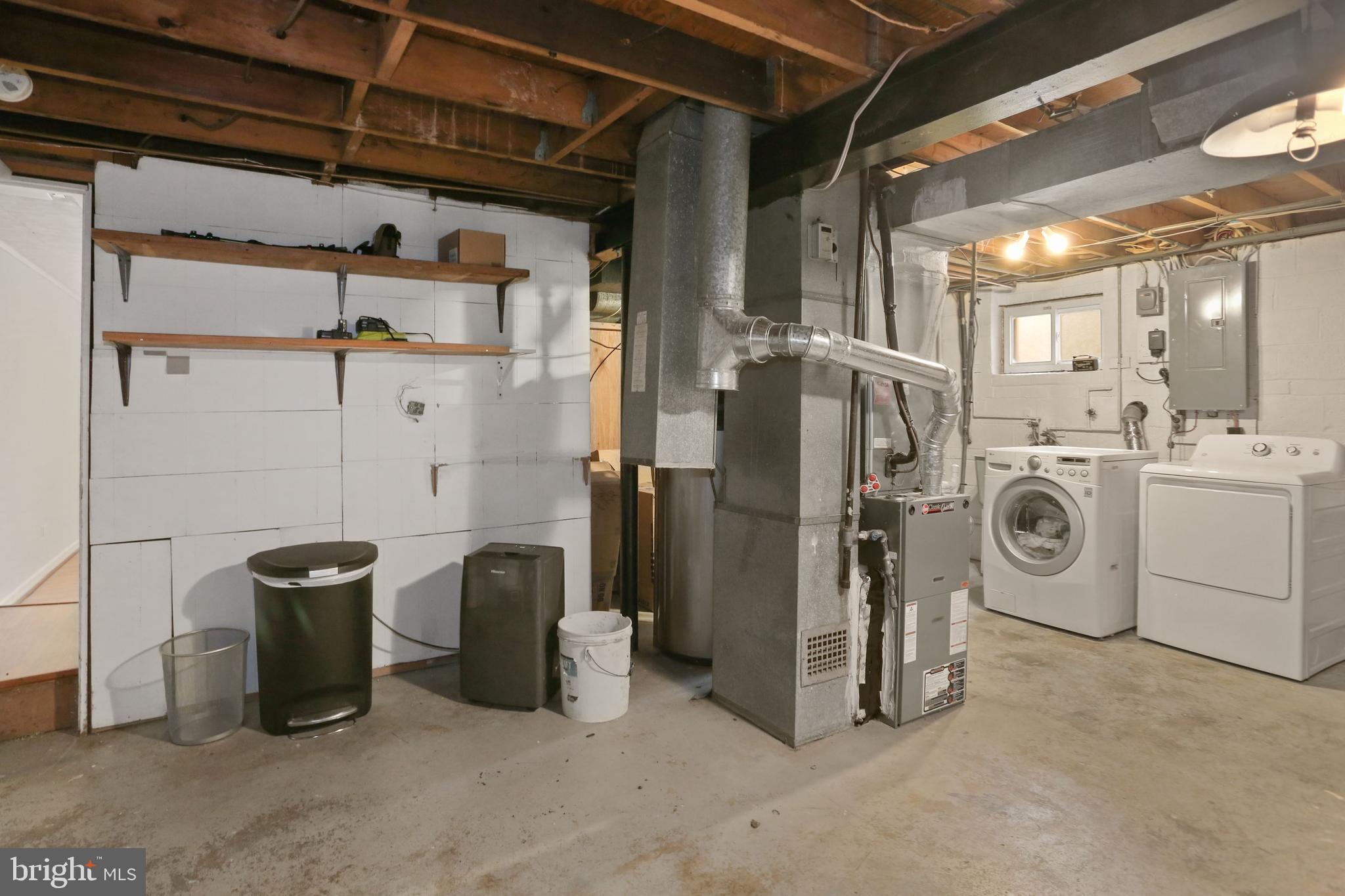 RED FOX FOREST - Residential Lease