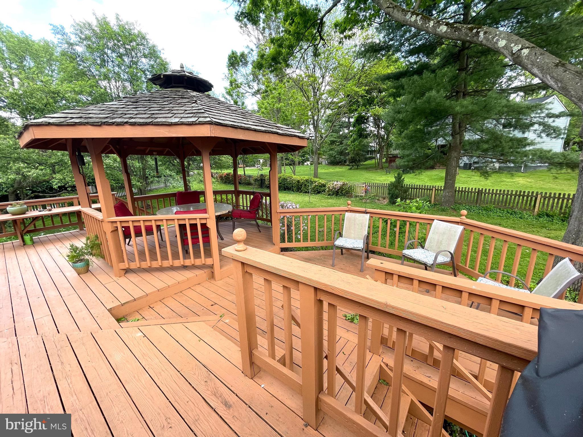 PHELPS LUCK - Residential