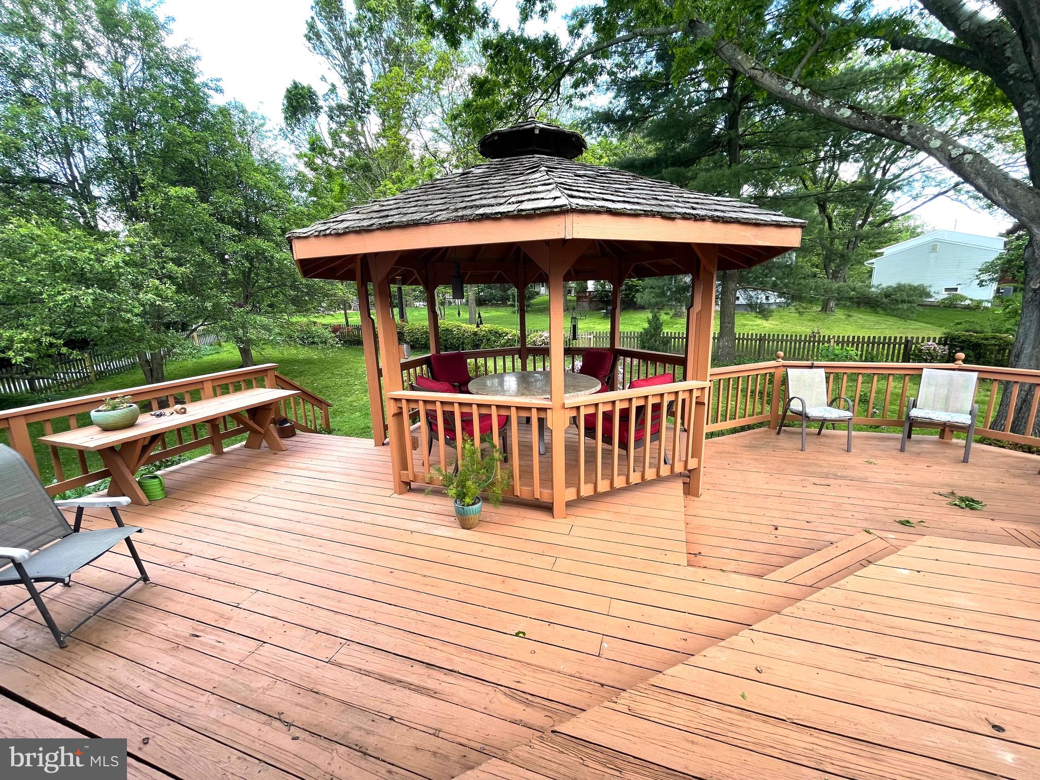 PHELPS LUCK - Residential