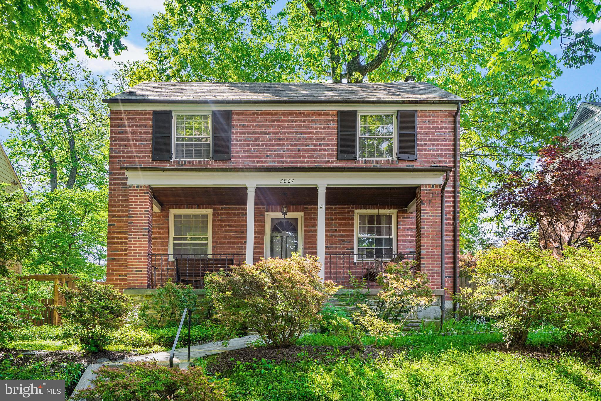 BELVEDERE SQUARE - Residential