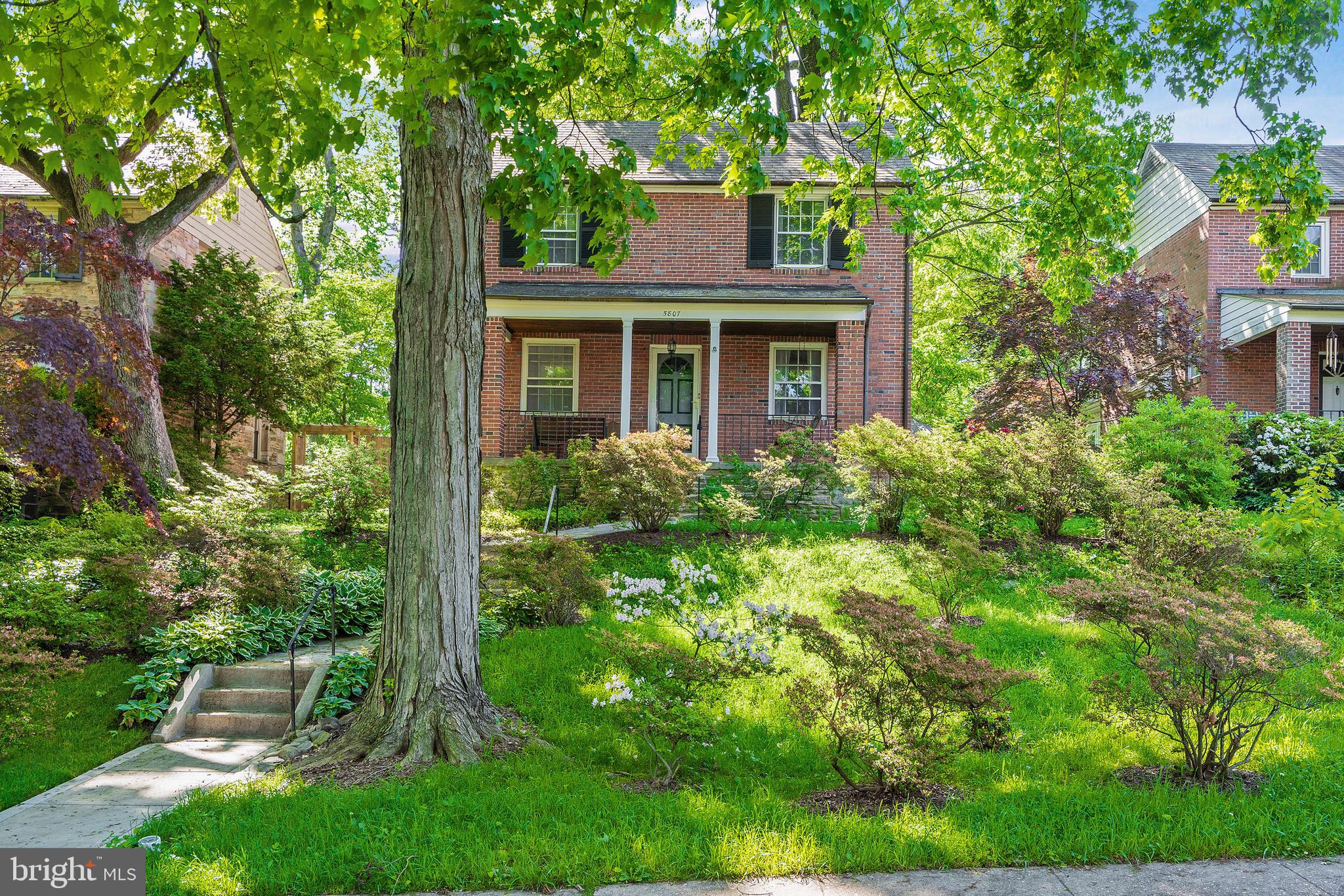 BELVEDERE SQUARE - Residential