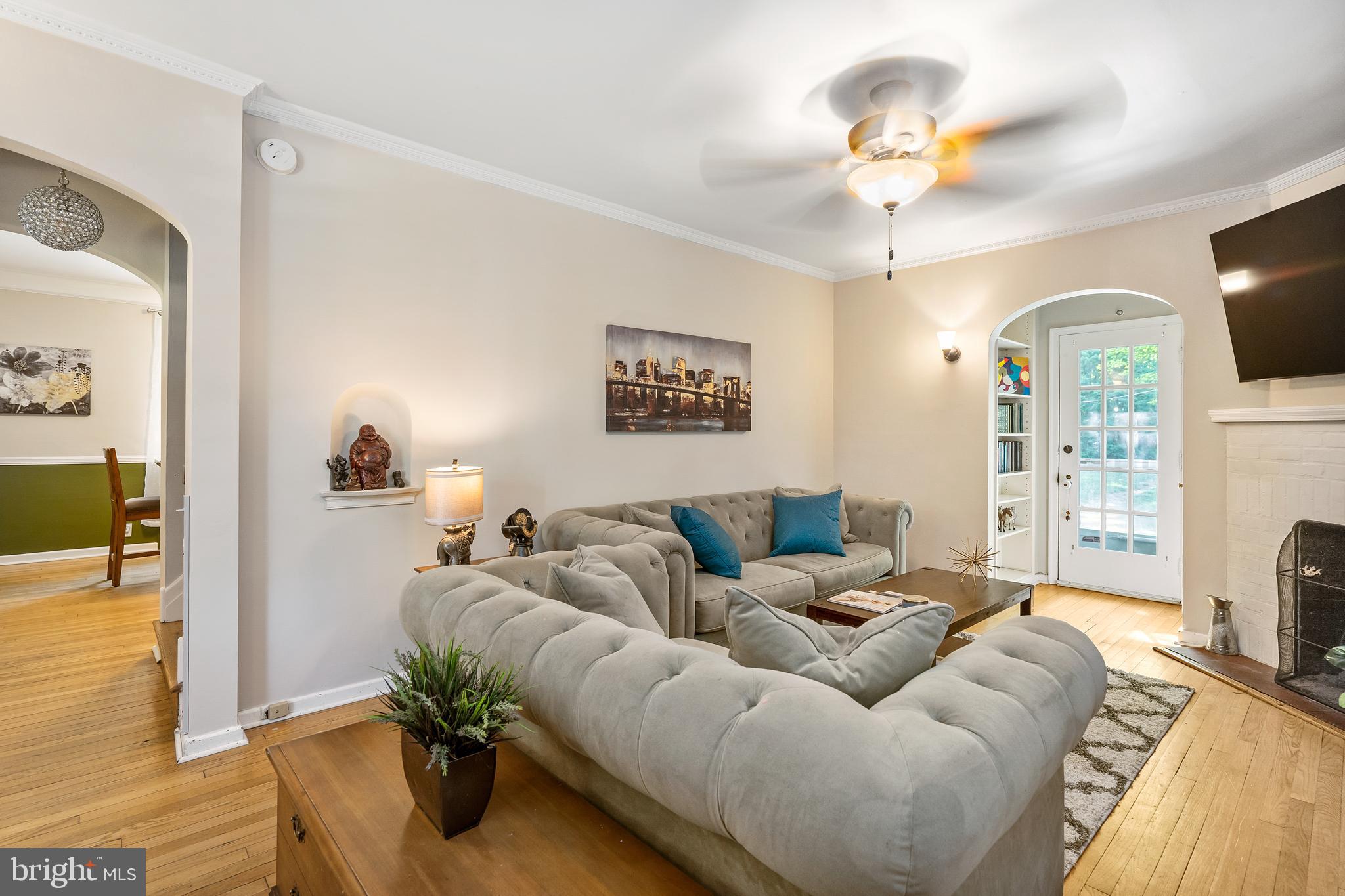 BELVEDERE SQUARE - Residential