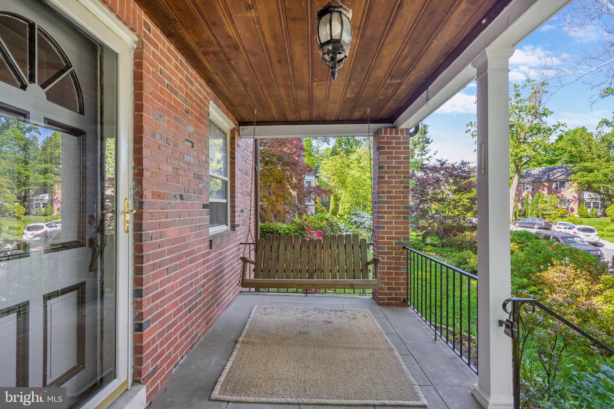 BELVEDERE SQUARE - Residential