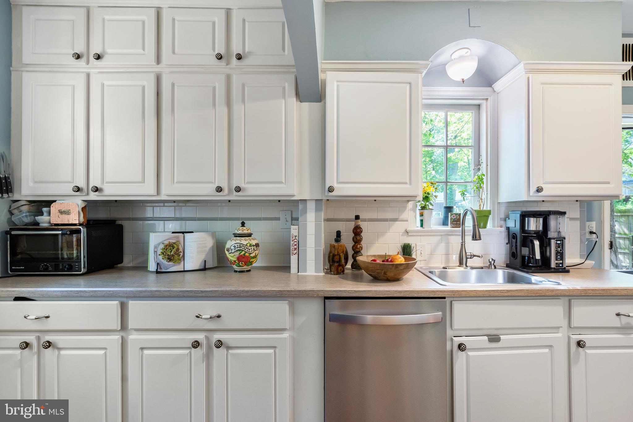 BELVEDERE SQUARE - Residential