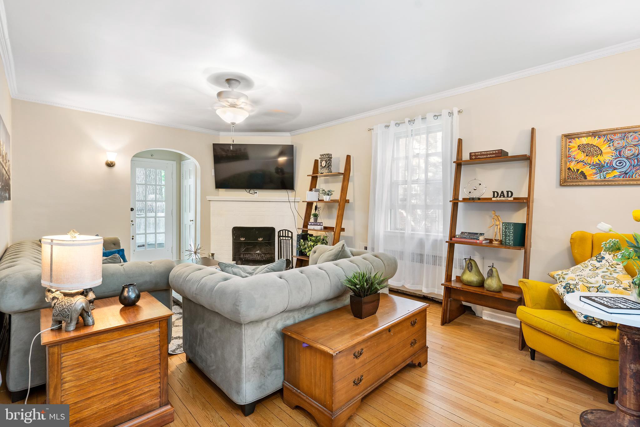 BELVEDERE SQUARE - Residential