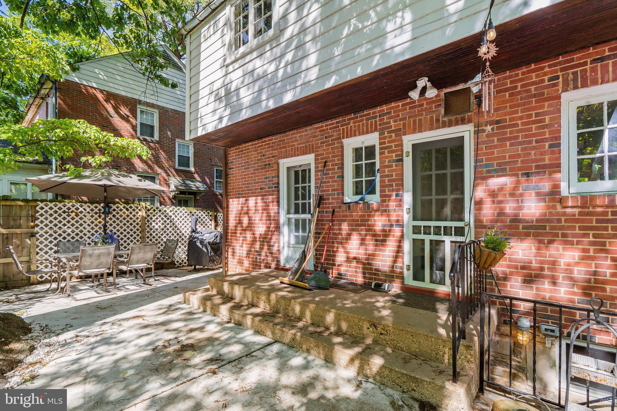 BELVEDERE SQUARE - Residential