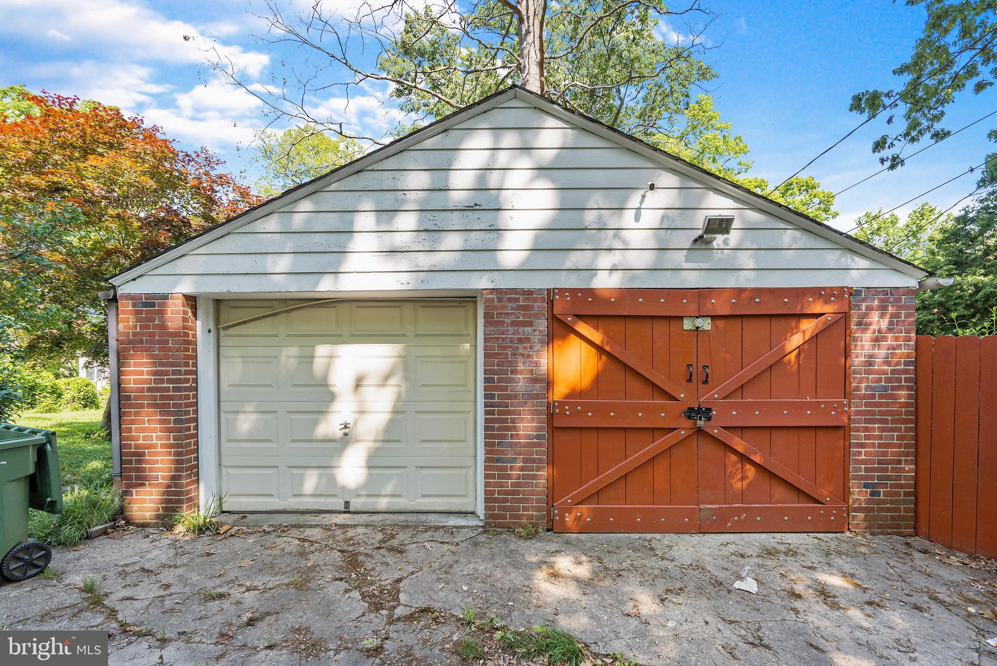 BELVEDERE SQUARE - Residential