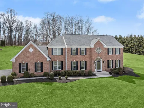 6092 Toursome Drive, Mount Airy, MD MLS: MDCR2025736