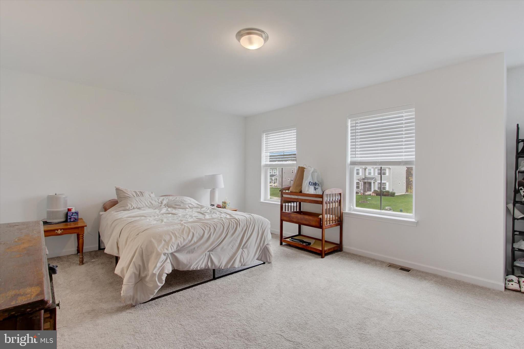 HAMPTON HEIGHTS - Residential