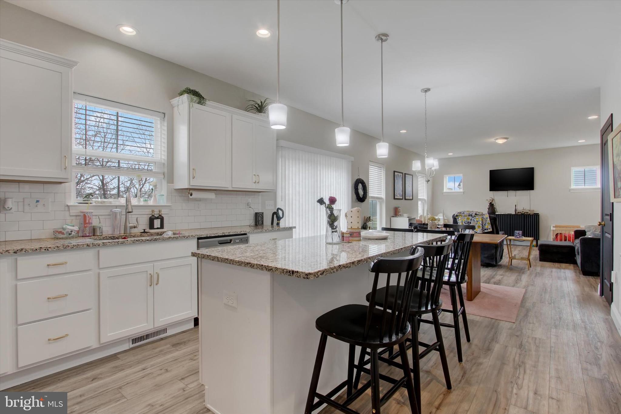 HAMPTON HEIGHTS - Residential