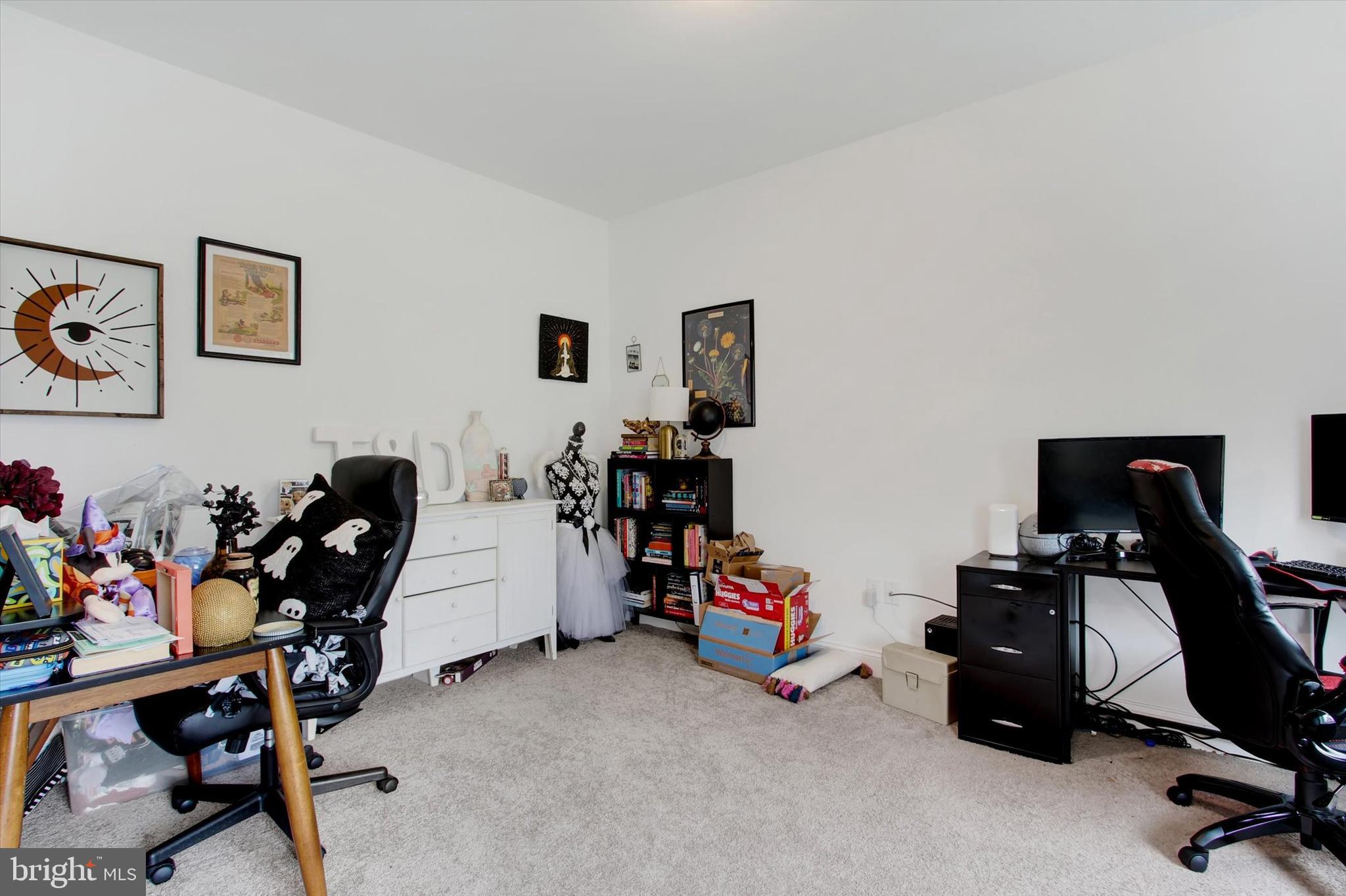 HAMPTON HEIGHTS - Residential