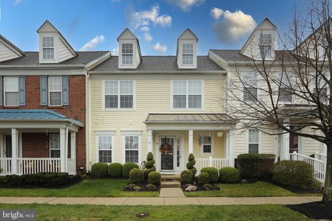 19 STOKES AVENUE VOORHEES NJ 08043