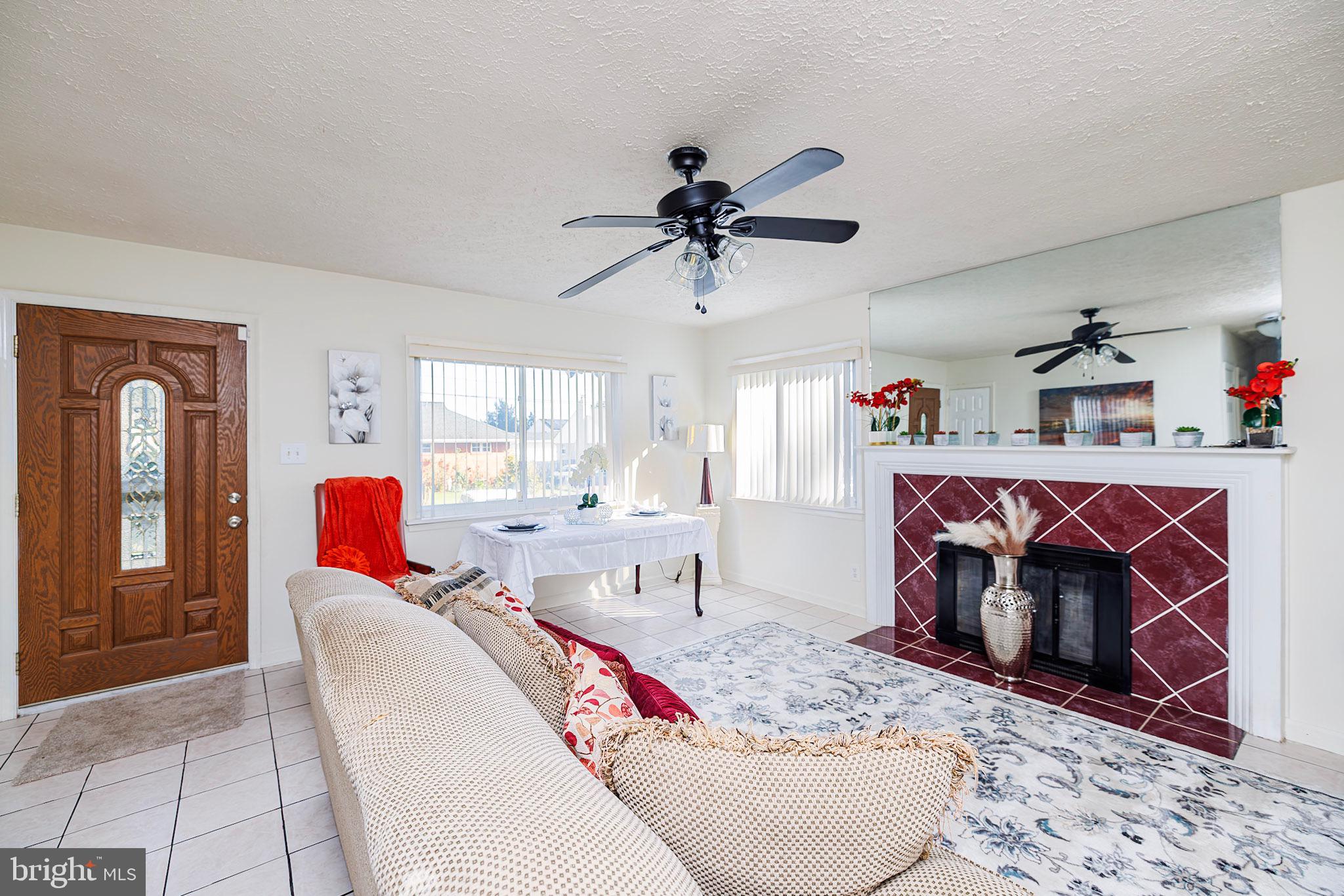 LANGLEY PARK - Residential