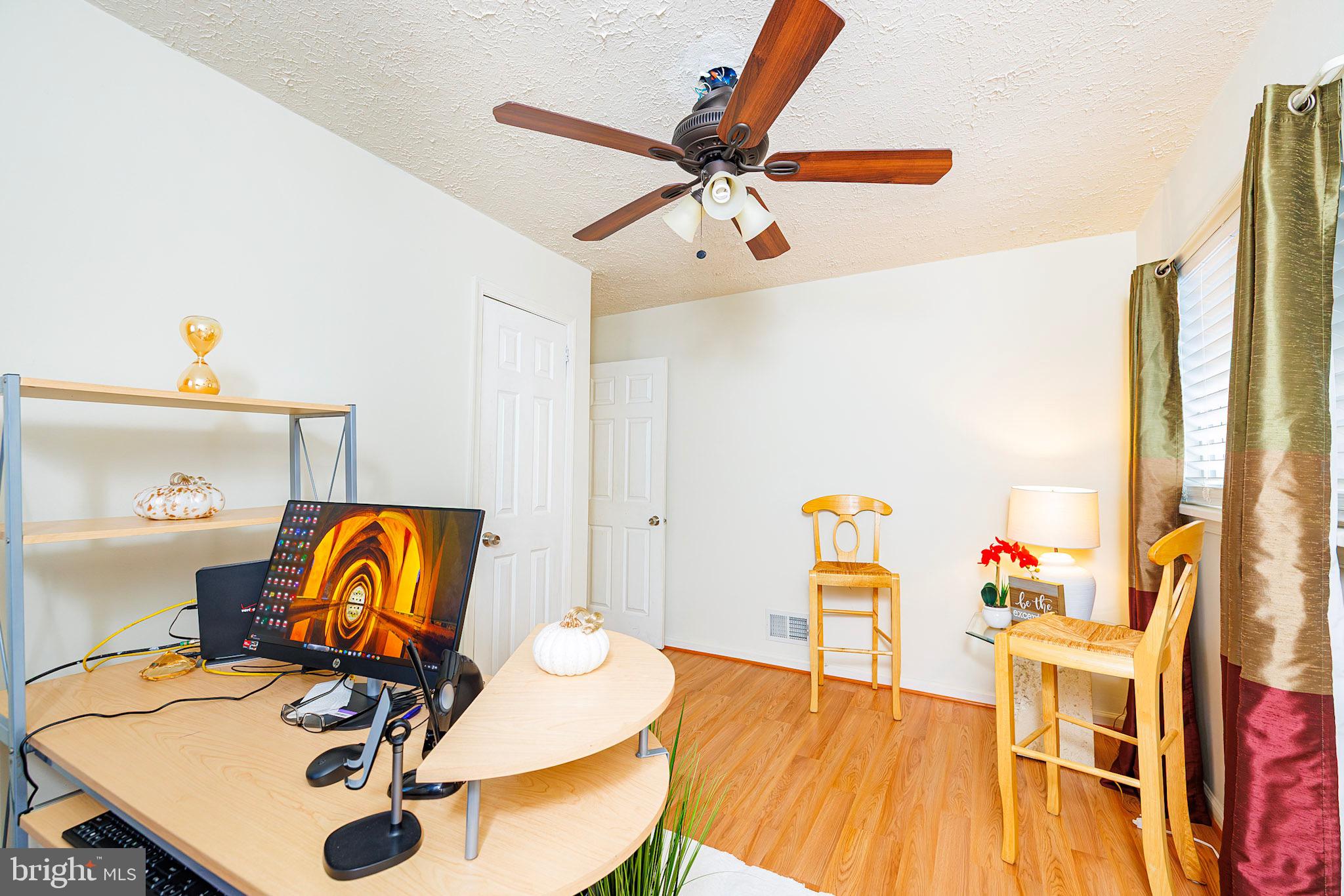 LANGLEY PARK - Residential