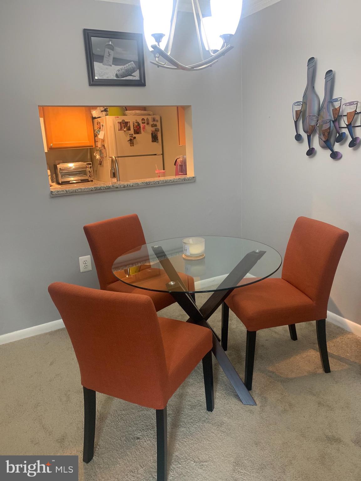 BURKE CENTRE STATION COMMONS - Residential