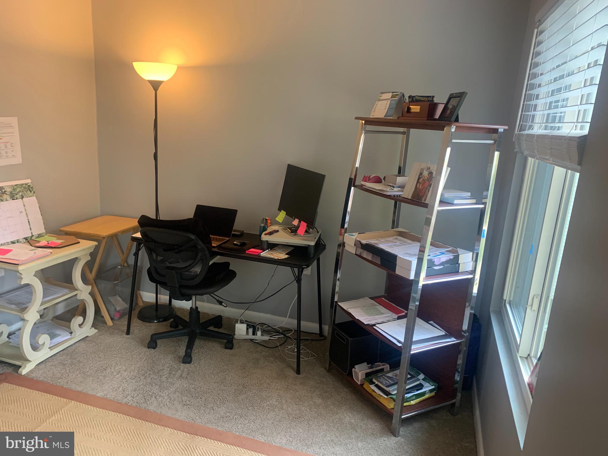 BURKE CENTRE STATION COMMONS - Residential