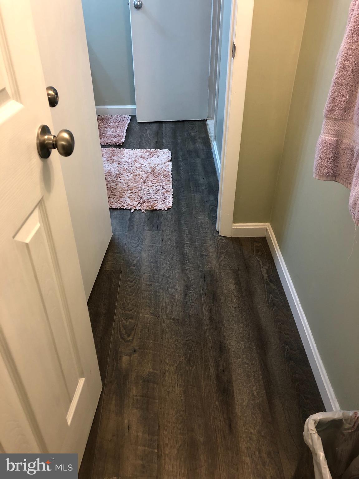 BURKE CENTRE STATION COMMONS - Residential