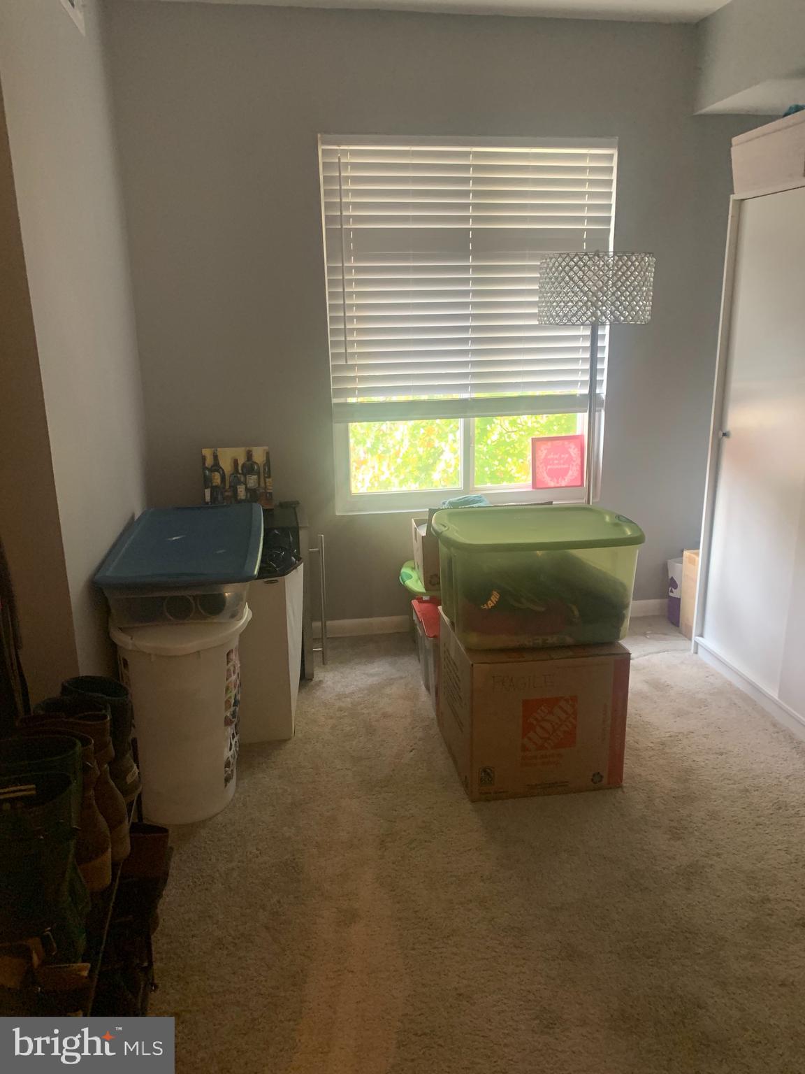 BURKE CENTRE STATION COMMONS - Residential