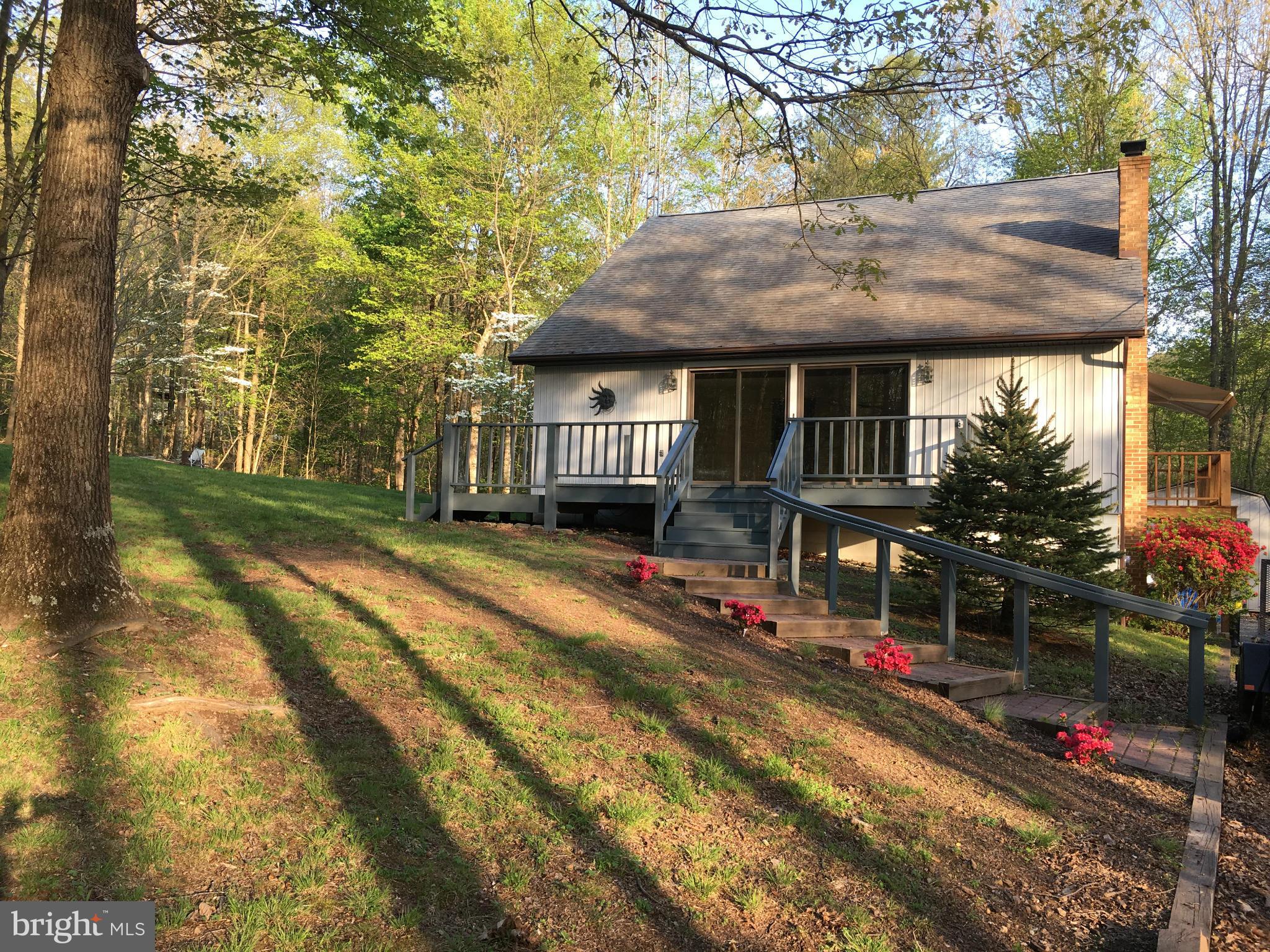 TALL PINES - Residential