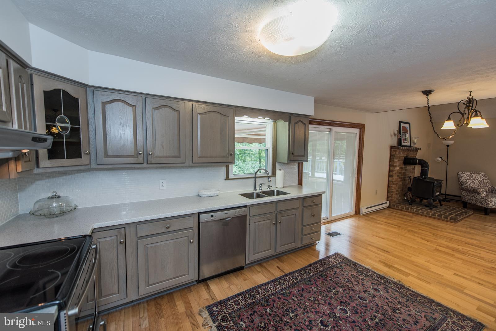 TALL PINES - Residential