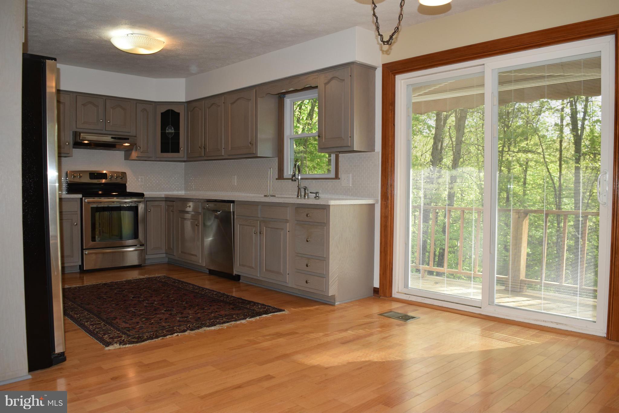 TALL PINES - Residential