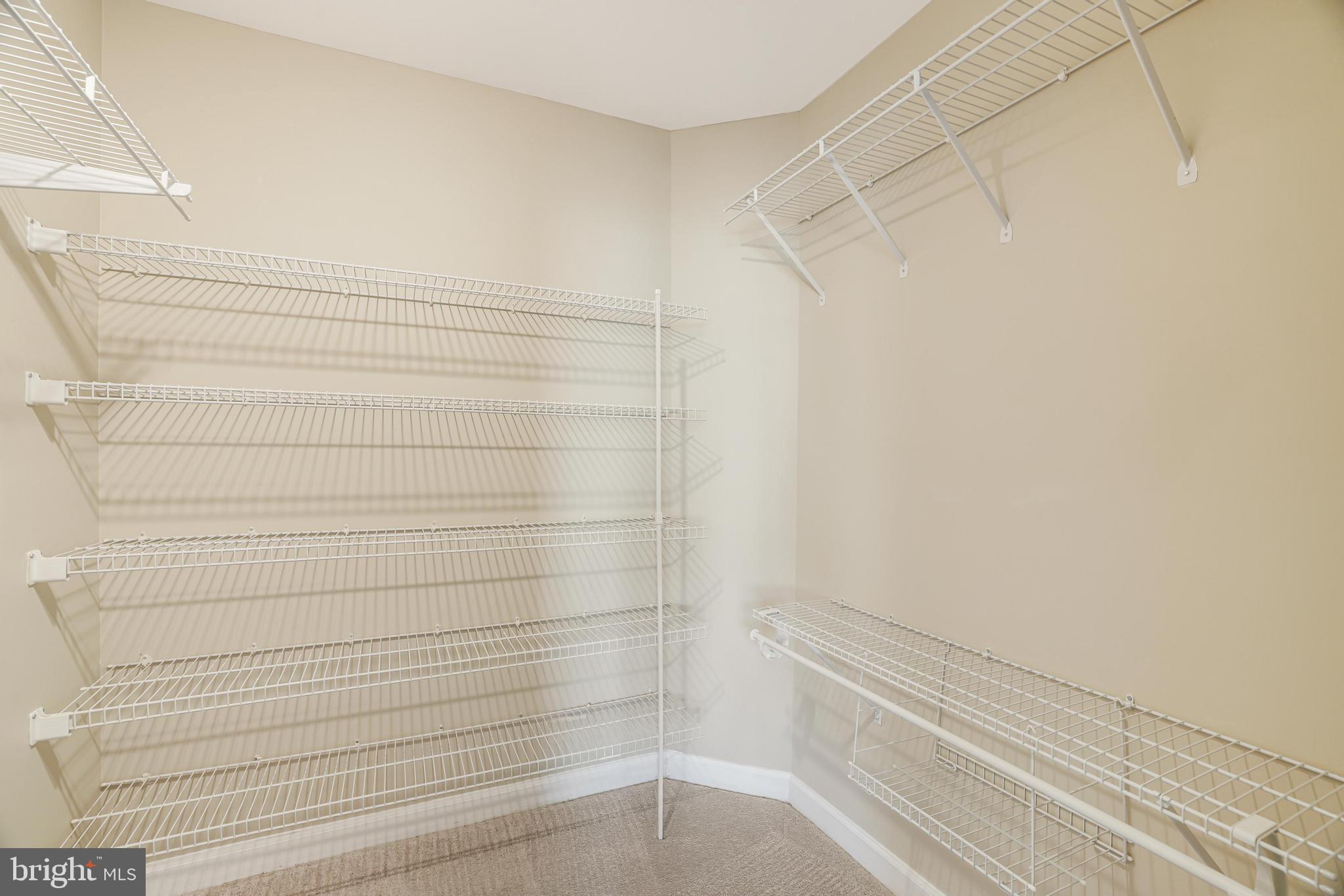 POTOMAC LAKES - Residential Lease