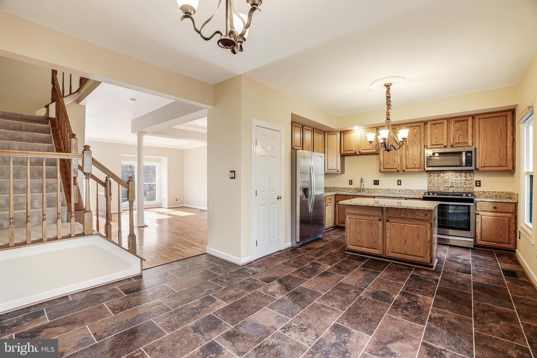 POTOMAC LAKES - Residential Lease