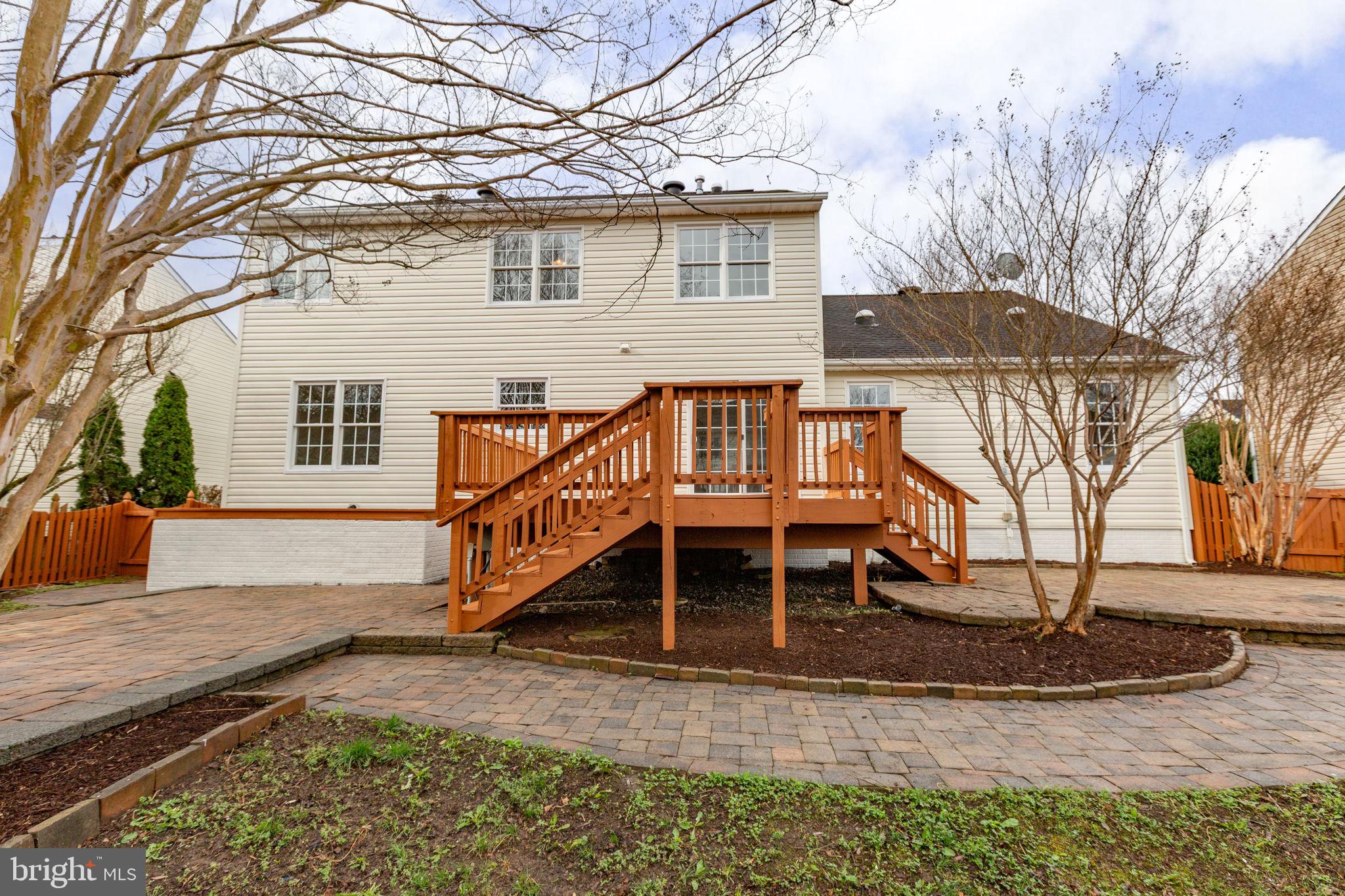 PELHAM'S CROSSING - Residential