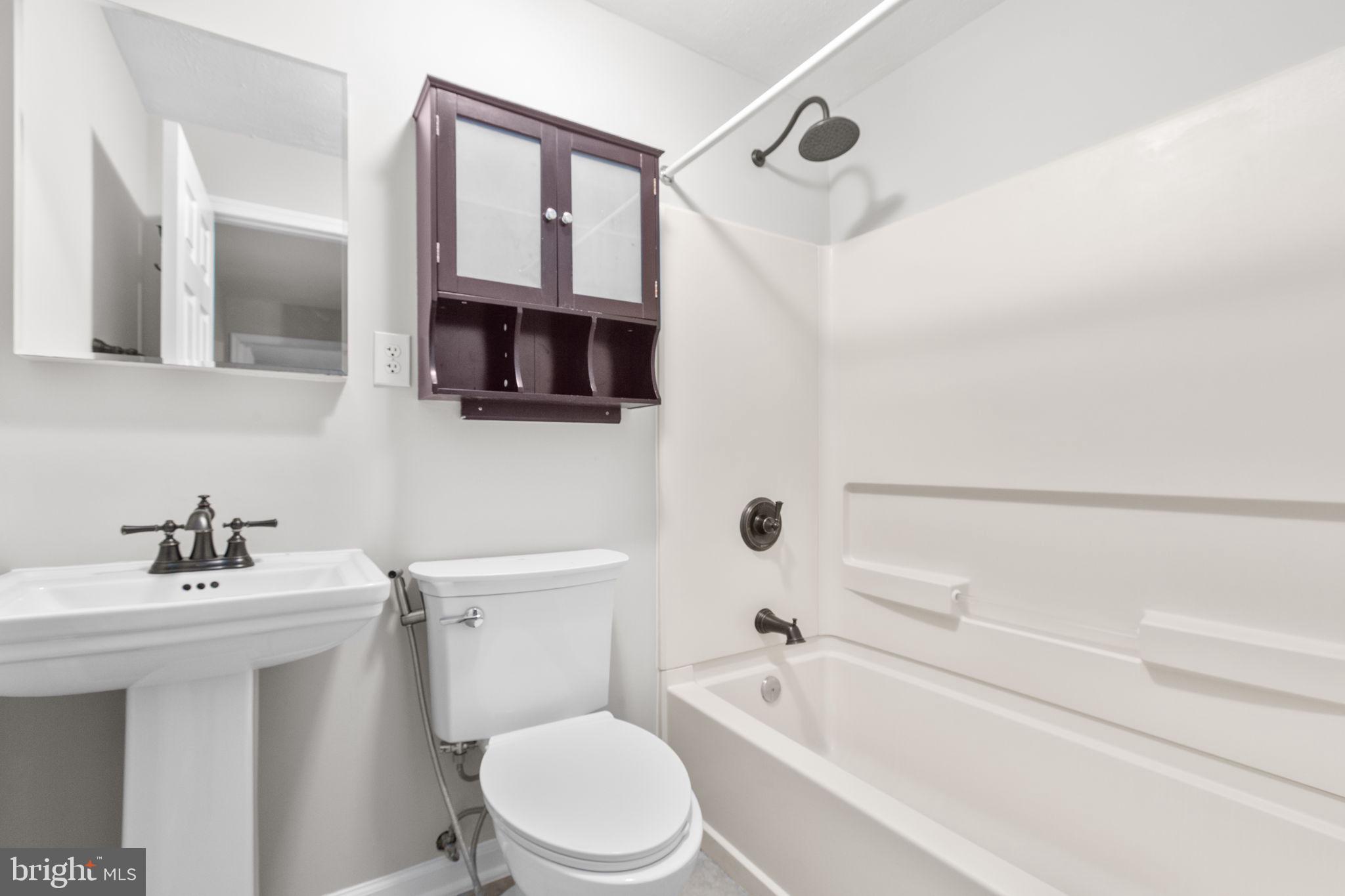 PELHAM'S CROSSING - Residential