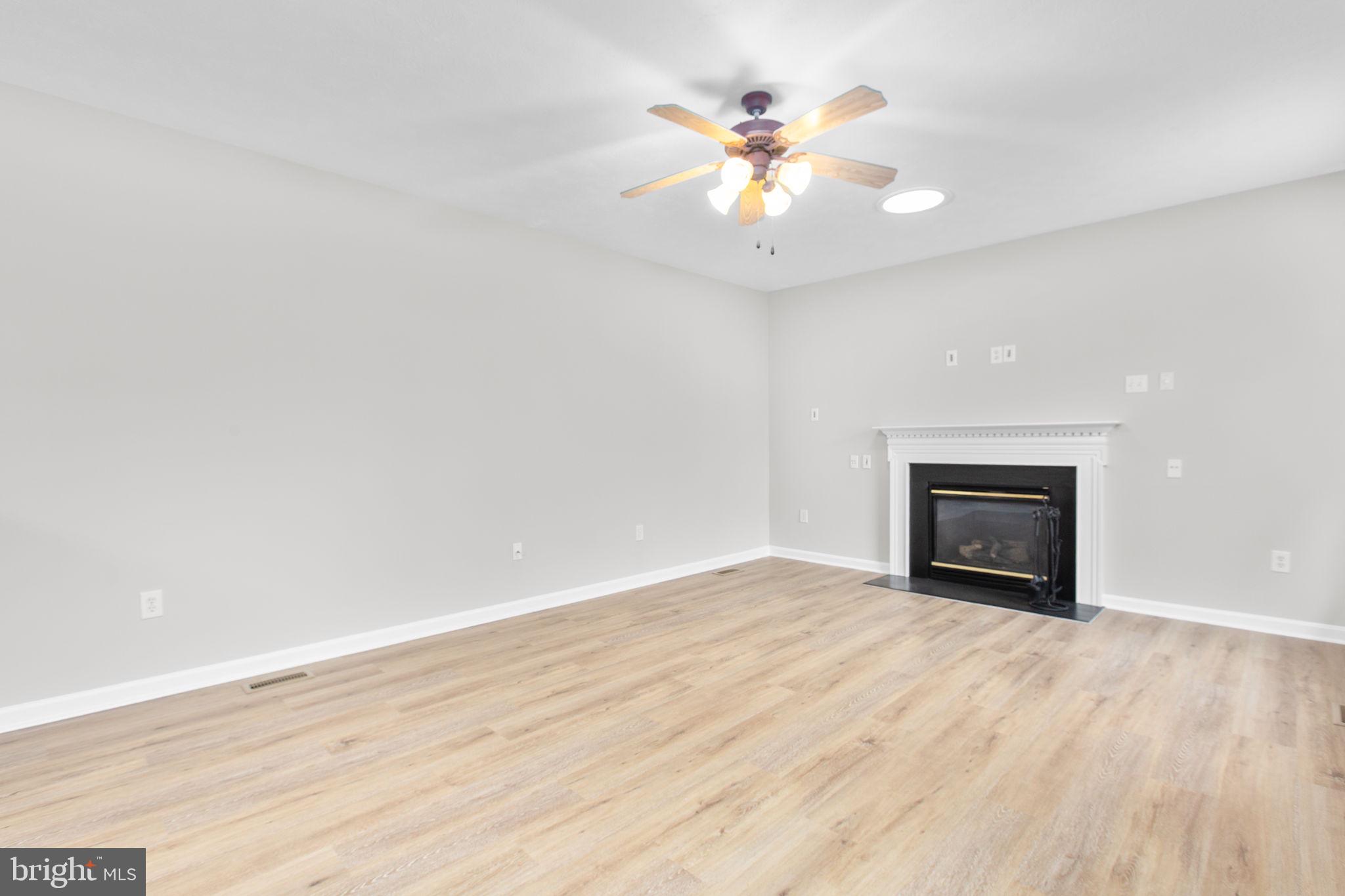 PELHAM'S CROSSING - Residential