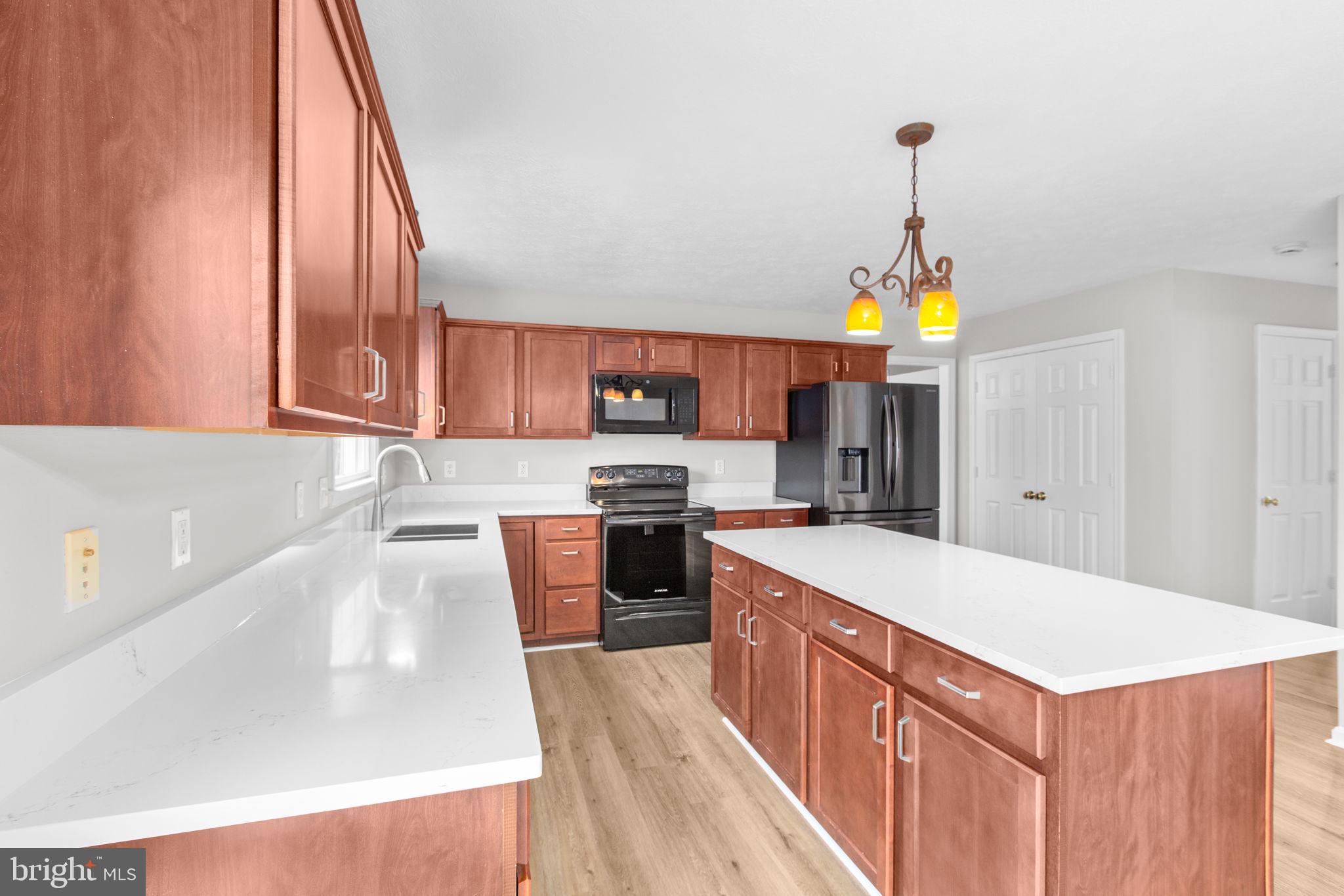 PELHAM'S CROSSING - Residential