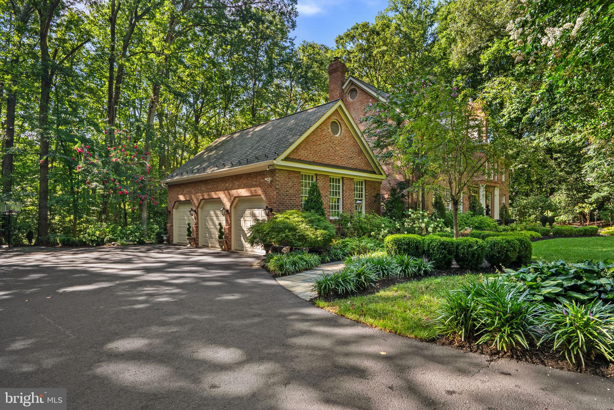 2005 SAINT STEPHENS WOODS DRIVE