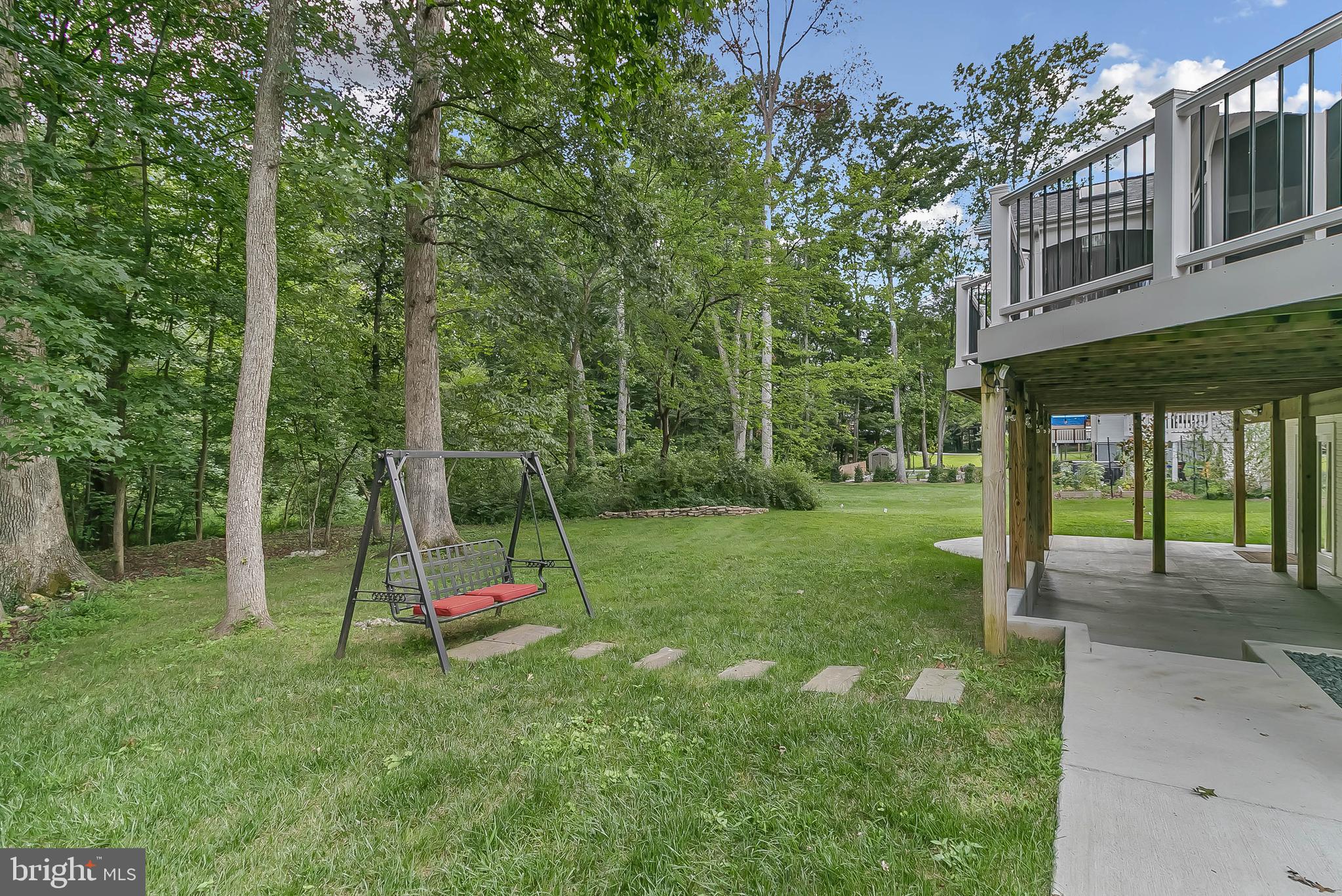 HAMPTON FOREST - Residential