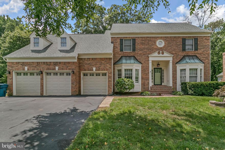 Meticulously maintained and stately 4 bedroom /3.5 bath single family home in Hampton Forest. This home checks all of your boxes from the moment you walk in   from the tall ceilings, gracious foyer to gleaming hardwood floors throughout the main level, a custom entertainment center in the family room, TV rack, and gas fireplace. A chef's dream kitchen with an island and built-in bar is perfect for entertaining or hosting family and friends as the mail level also provides a formal living and dining room and a study with built-in shelves. As the day begins or winds down, enjoy nature and the outdoors on your screened in porch & expansive deck overlooking your own private wooded retreat. The primary bedroom features a vast walk-in closet with a spa-style bathroom with jacuzzi. A bonus nursery / home office connected to the Owners suite. The upstairs finishes off with 3 additional spacious bedrooms and an updated bathroom.  The walkout basement is perfect for entertaining guests boasting two additional workout/ office /study spaces and it's own steam room and workshop.  If additional space is needed you can always use space in your three car garage, but rest assured this house does not lack storage or closet space. Close proximity to main access routes To I 66, Braddock Road, Lee Hwy, and Fairfax parkway. Minutes from shopping and restaurants.